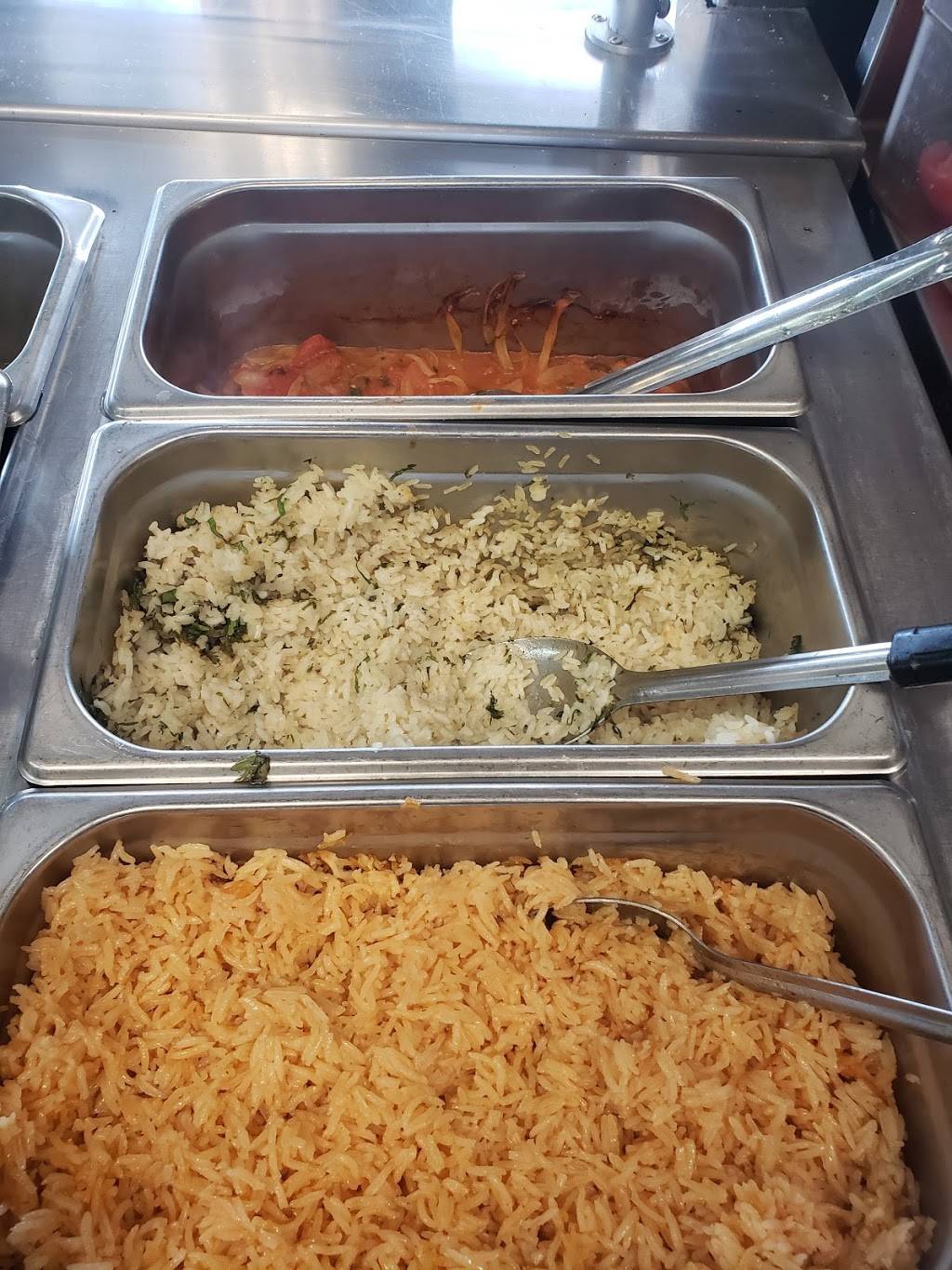 Amigos street tacos | restaurant | 5823 17 Mile Rd, Sterling Heights, MI 48310, USA | 3134299090 OR +1 313-429-9090