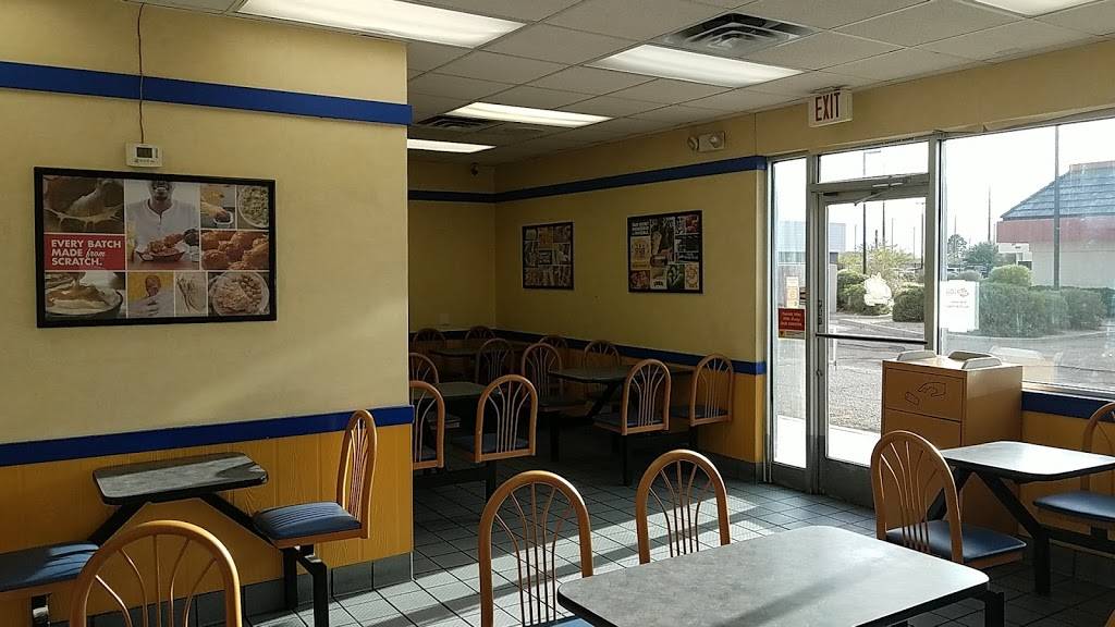 Churchs Chicken | restaurant | 3970 E 22nd St, Tucson, AZ 85711, USA | 5207451460 OR +1 520-745-1460