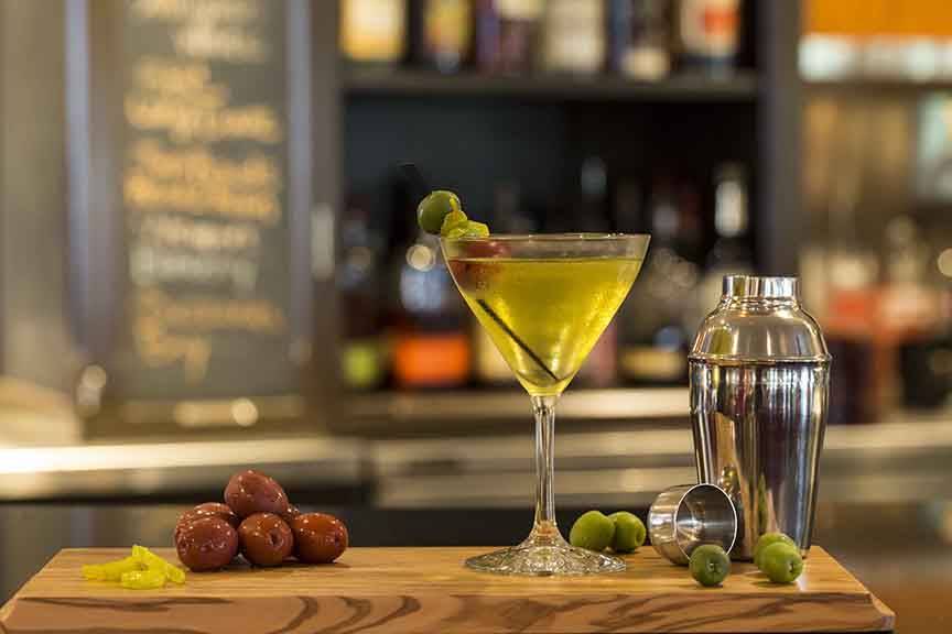 Brix Restaurant | Newport Vineyards | restaurant | 909 E Main Rd, Middletown, RI 02842, USA | 4018485161 OR +1 401-848-5161