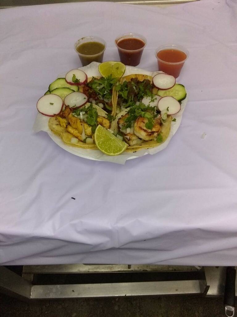 Esperanza Market | restaurant | 2310 Pasadena Ave # 108, Los Angeles, CA 90031, USA | 3236126055 OR +1 323-612-6055