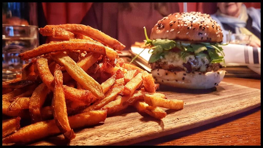 Culaccino Bar + Kitchen | restaurant | 527 Brant St, Burlington, ON L7R 2G6, Canada | 9056354626 OR +1 905-635-4626