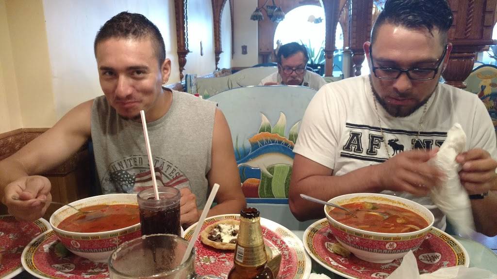 La Sirenita Restaurant | restaurant | 3916 Eastern Ave, Baltimore, MD 21224, USA | 4105225055 OR +1 410-522-5055