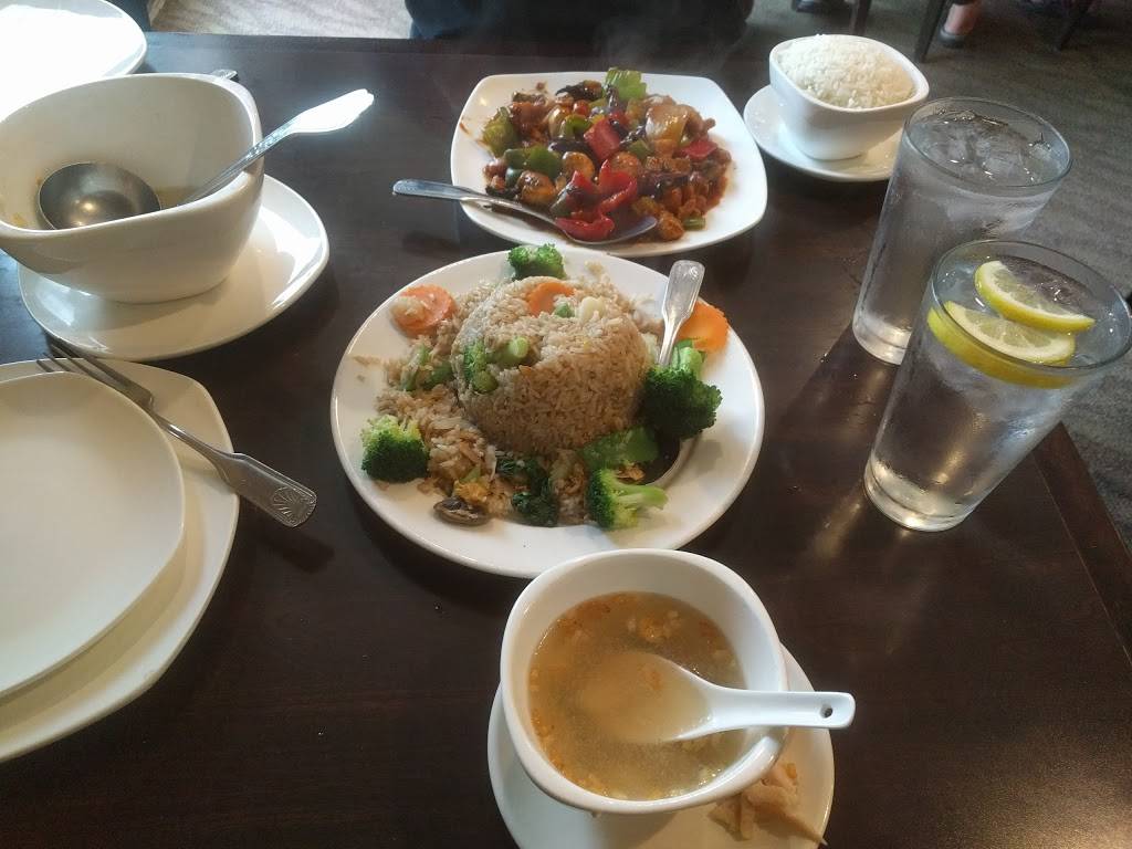 Sticky Rice Chinese Bistro & Bar | restaurant | 5030 Business Center Dr, Fairfield, CA 94534, USA | 7078637500 OR +1 707-863-7500