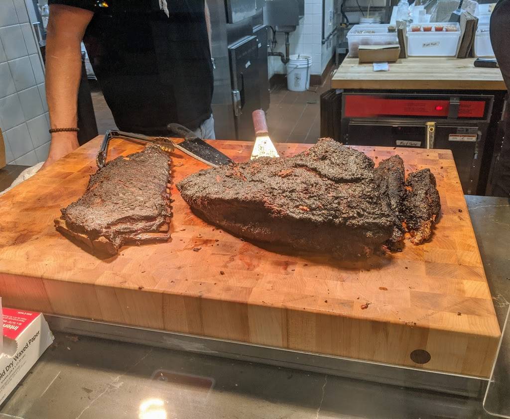 B.T.s Fried Chicken and BBQ | restaurant | 318 Park Ave, Worcester, MA 01609, USA | 7745306152 OR +1 774-530-6152