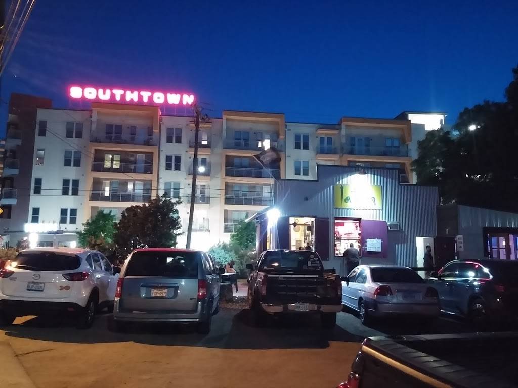 La Tuna Icehouse & Grill | restaurant | 100 Probandt St, San Antonio, TX 78204, USA | 2102125727 OR +1 210-212-5727