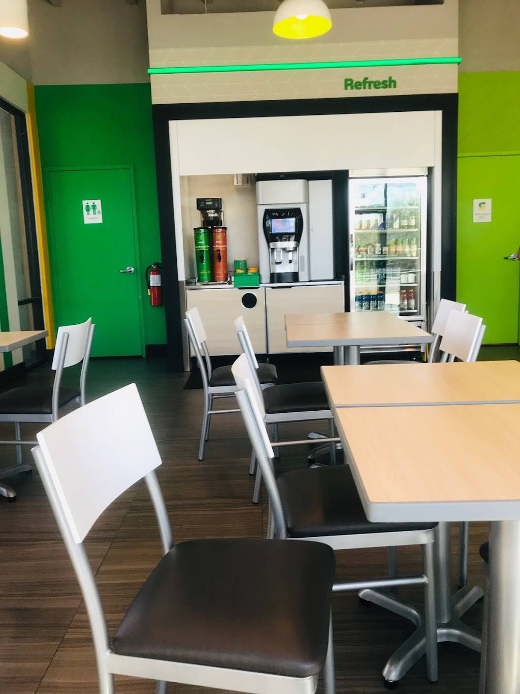 Subway Restaurants | restaurant | 3226 E Shea Blvd, Phoenix, AZ 85028, USA | 6029968212 OR +1 602-996-8212