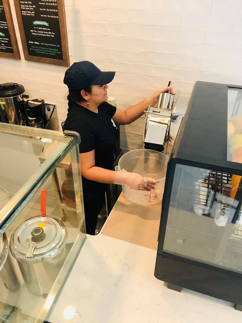 Big Catch Poke | restaurant | 1840 E Passyunk Ave, Philadelphia, PA 19148, USA | 2676621888 OR +1 267-662-1888