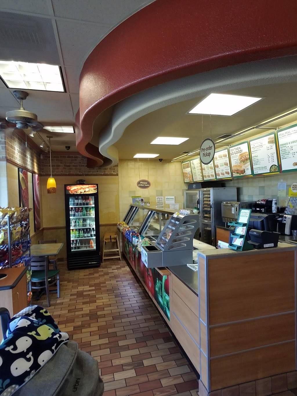 Subway | restaurant | 1200 W Olive Ave, Merced, CA 95348, USA | 2093831300 OR +1 209-383-1300