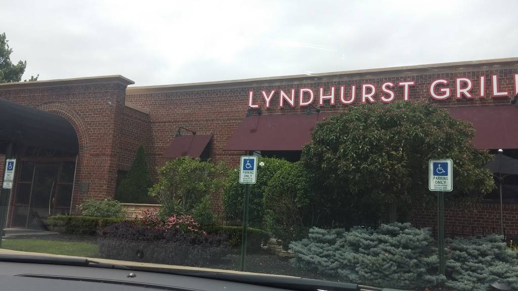 Lyndhurst Grill by J. Alexanders | restaurant | 5845 Landerbrook Dr, Cleveland, OH 44124, USA | 4404499131 OR +1 440-449-9131