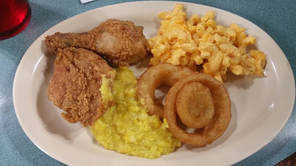 Mama Junes | restaurant | 3286 Inner Perimeter Rd, Valdosta, GA 31602, USA | 2292456062 OR +1 229-245-6062