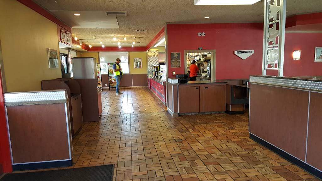 Carls Jr. | restaurant | 4400 Central Pl, Fairfield, CA 94534, USA | 7078642122 OR +1 707-864-2122