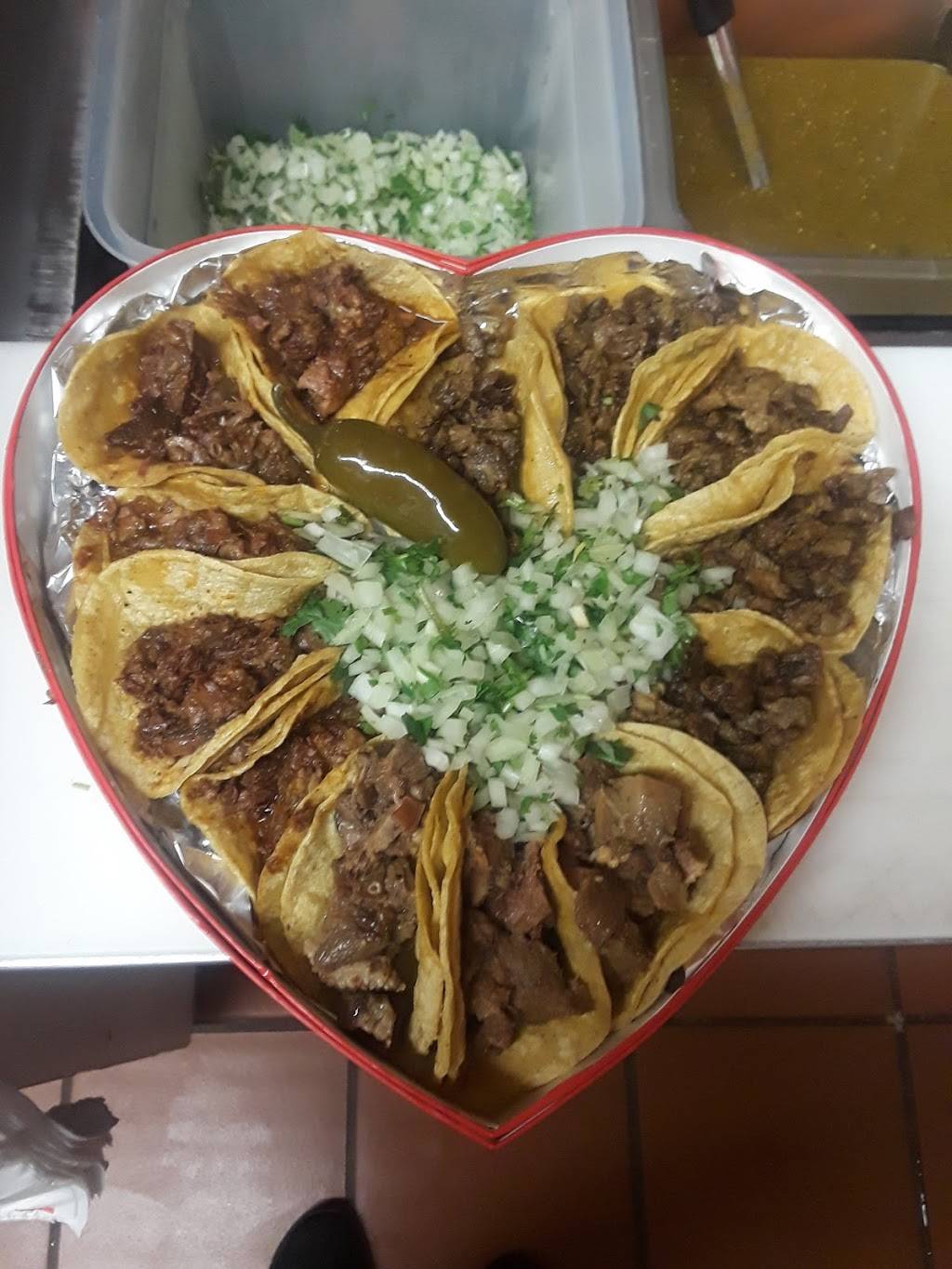 Tacos El Jaliscience II | restaurant | 441 N Sanborn Rd, Salinas, CA 93905, USA | 8317690207 OR +1 831-769-0207