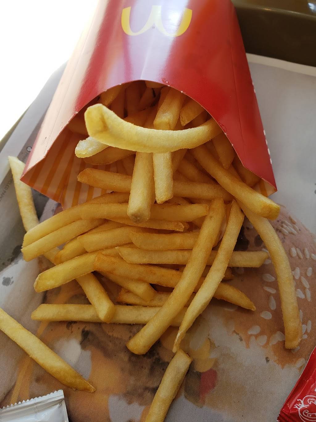 McDonalds | cafe | 12256 Paramount Blvd, Downey, CA 90242, USA | 5629230294 OR +1 562-923-0294