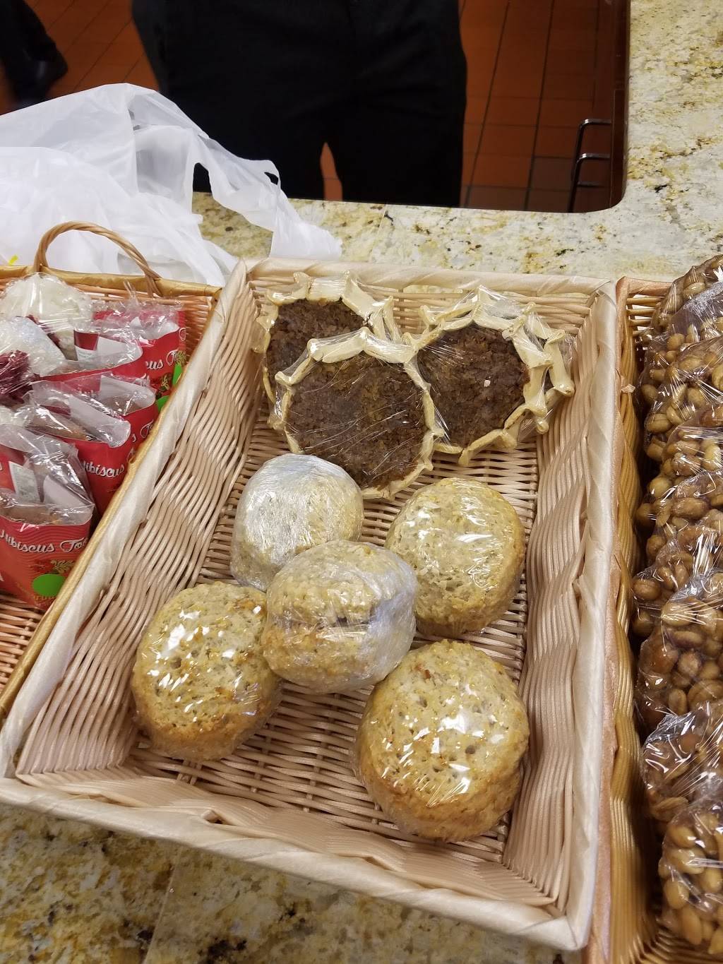 Golden Krust Caribbean Restaurant | bakery | 6920 Douglas Blvd, Douglasville, GA 30135, USA | 6786316920 OR +1 678-631-6920