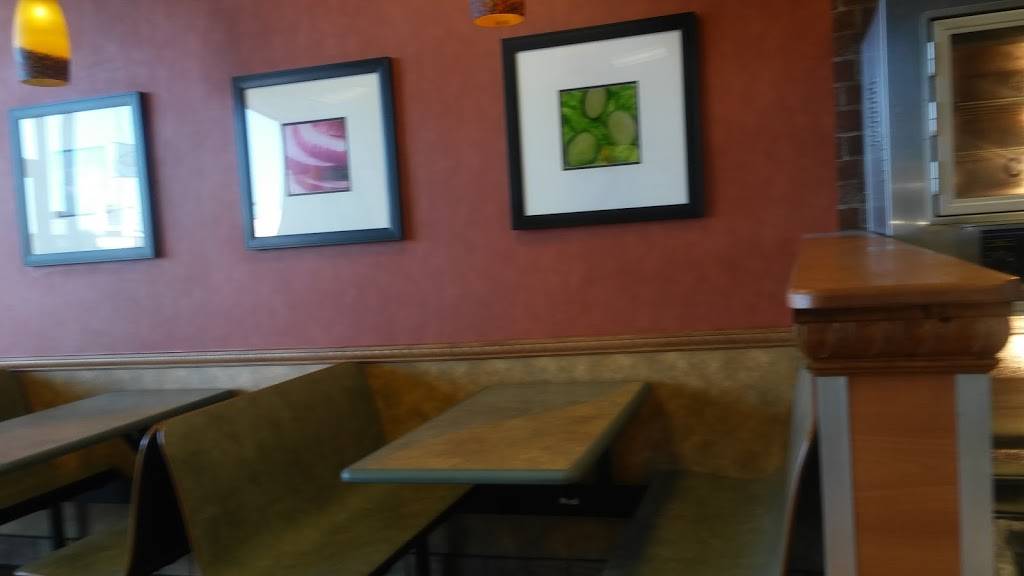 Subway Restaurants | restaurant | 6619 Forest Hill Dr Suite 60 Forest Hill Shopping Ctr, Forest Hill, TX 76140, USA | 8174782280 OR +1 817-478-2280