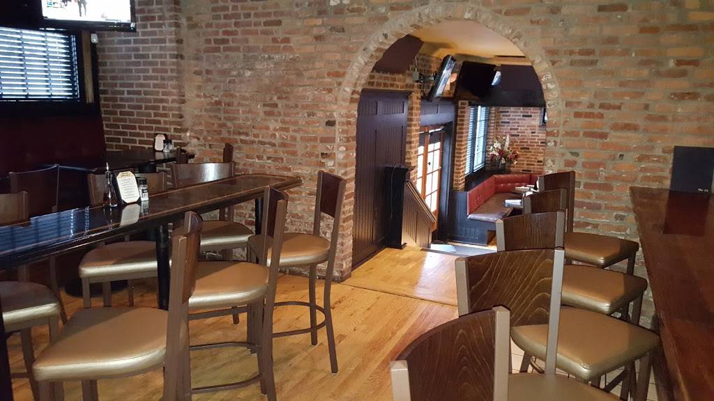 Tunxis Grill & Pizzeria | restaurant | 3 Tunxis St, Windsor, CT 06095, USA | 8606886429 OR +1 860-688-6429