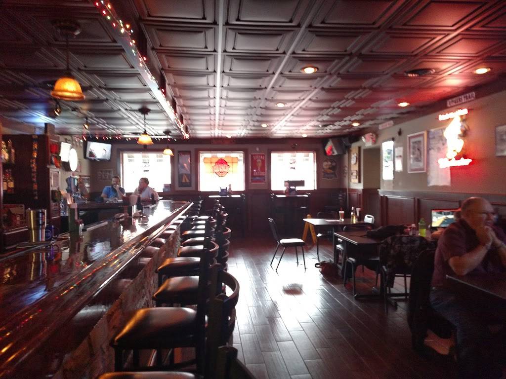 Billy Vs | restaurant | 161 Superior St, Rossford, OH 43460, USA | 4197202244 OR +1 419-720-2244