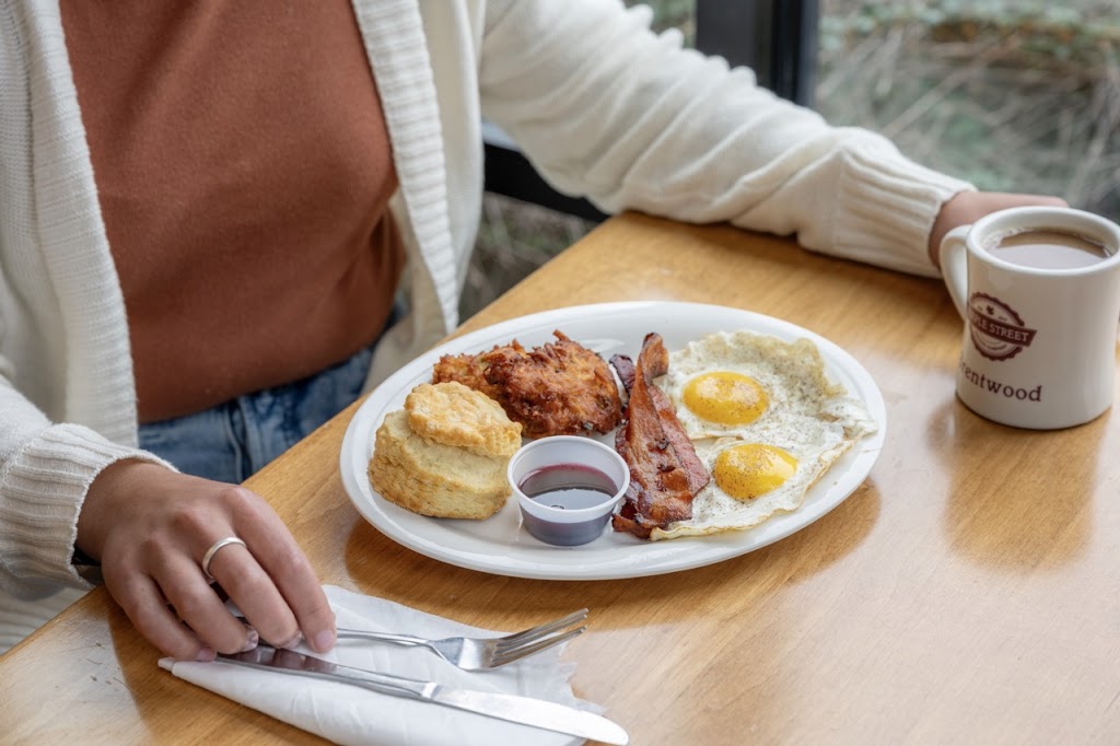 Maple Street Biscuit Company | restaurant | 965 Wood Duck Dr Suite #108, Myrtle Beach, SC 29577, USA | 8439990688 OR +1 843-999-0688