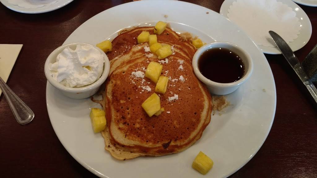 Iron Hill Brewery & Restaurant | restaurant | 8400 Germantown Ave, Philadelphia, PA 19118, USA | 2159485600 OR +1 215-948-5600