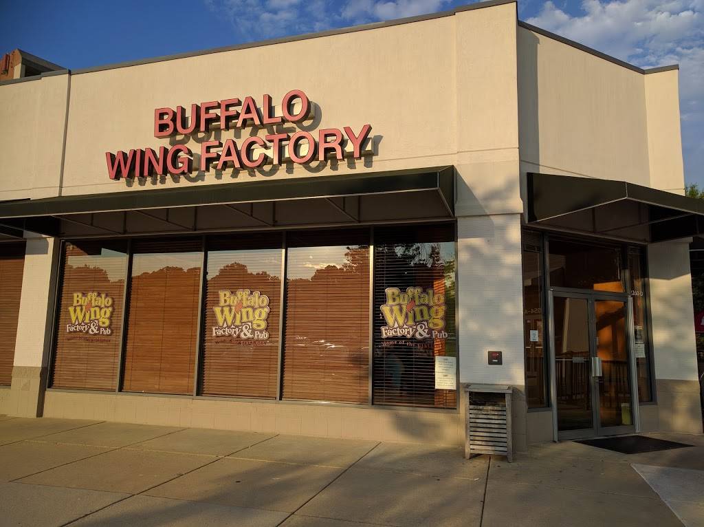 Buffalo Wing Factory | restaurant | 2260-D Hunters Woods Plaza, Reston, VA 20191, USA | 7033909015 OR +1 703-390-9015