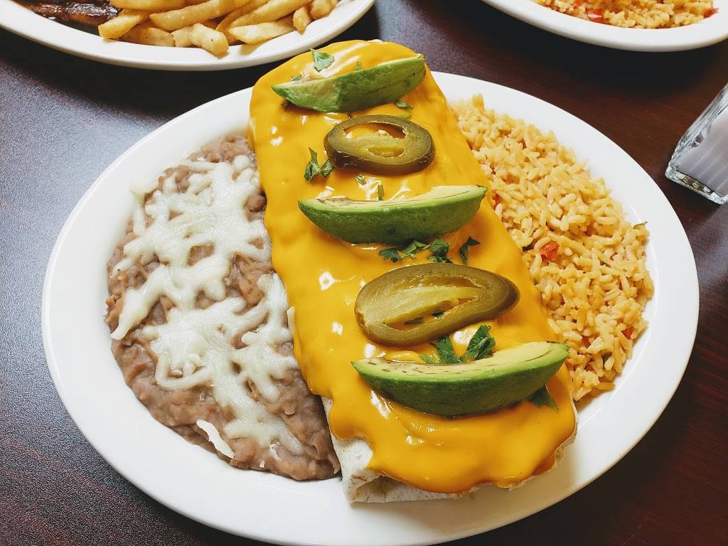 Taqueria La Chela | restaurant | 720 E 38th St, Indianapolis, IN 46205, USA | 3174262202 OR +1 317-426-2202