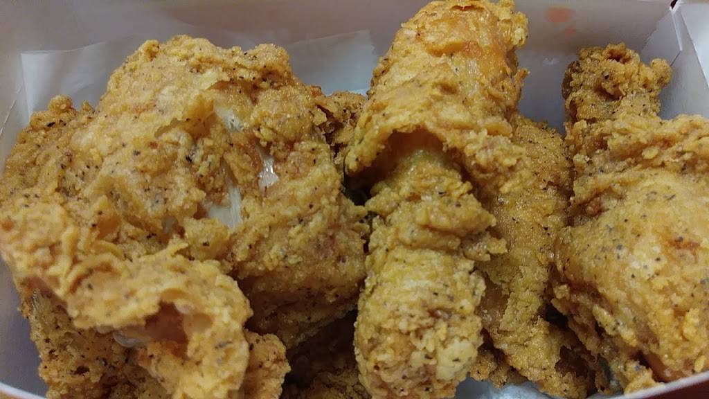 Mrs. Winners Chicken & Biscuits-Stockbridge | meal takeaway | 4509 N Henry Blvd, Stockbridge, GA 30281, USA | 7705077988 OR +1 770-507-7988