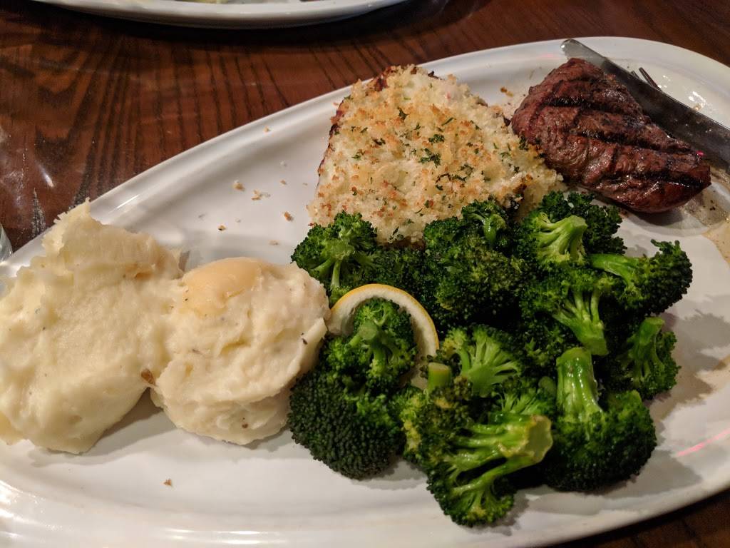 TGI Fridays | restaurant | 601 Main St, Buffalo, NY 14203, USA | 7168546000 OR +1 716-854-6000