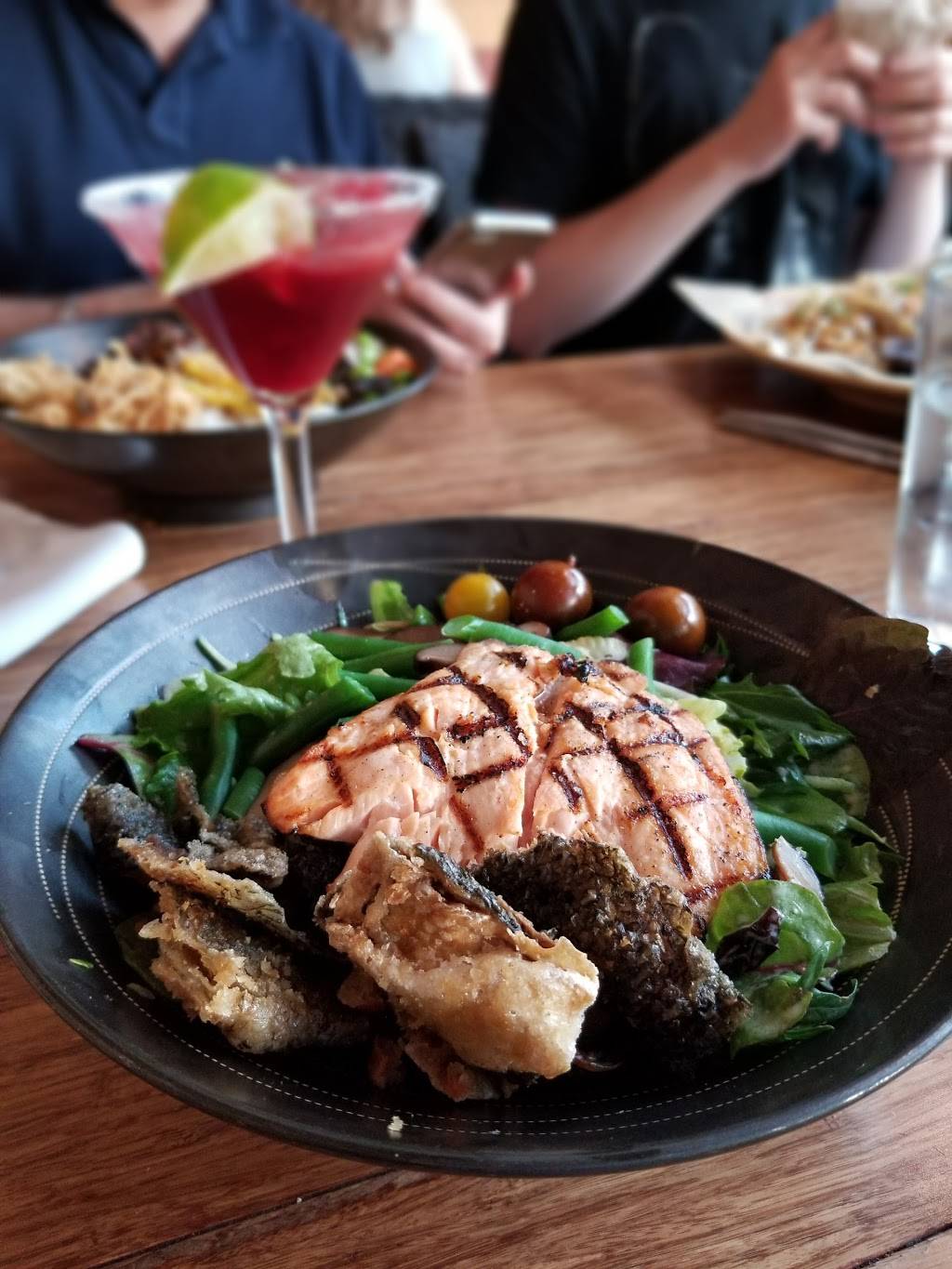 Pacific Catch | restaurant | 1200 9th Ave, San Francisco, CA 94122, USA | 4155046905 OR +1 415-504-6905