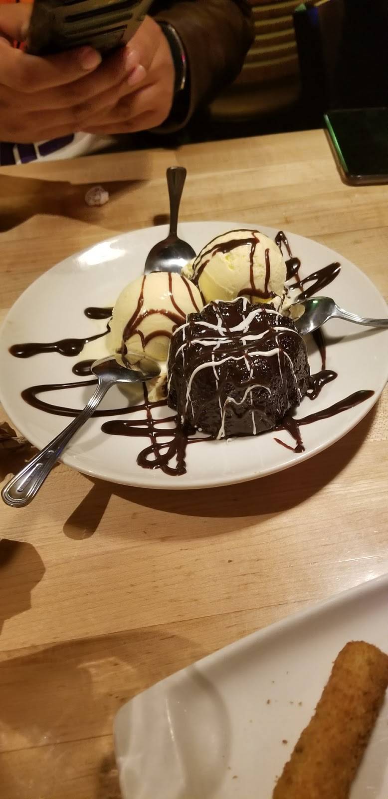 Applebees Grill + Bar | restaurant | 2180 E Baseline Rd, Phoenix, AZ 85042, USA | 6023235680 OR +1 602-323-5680