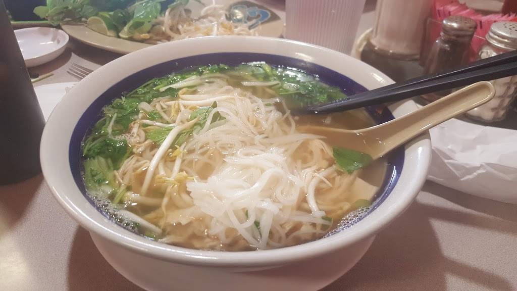 Pho Ca Dao Restaurant | restaurant | 2431 N Classen Blvd, Oklahoma City, OK 73106, USA | 4055218819 OR +1 405-521-8819