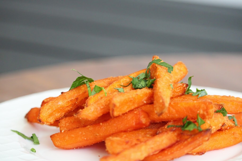 160 BISTRO | restaurant | 4406 N Falkenburg Rd, Tampa, FL 33610, USA | 8132802620 OR +1 813-280-2620