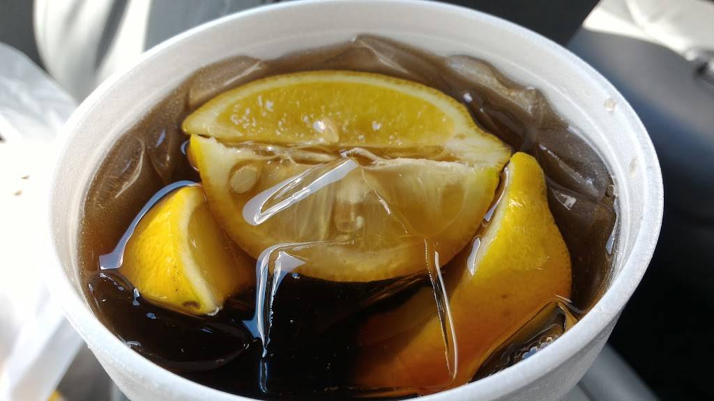 Bojangles Famous Chicken n Biscuits | restaurant | 130 Carter St, Hinesville, GA 31313, USA | 9123327304 OR +1 912-332-7304