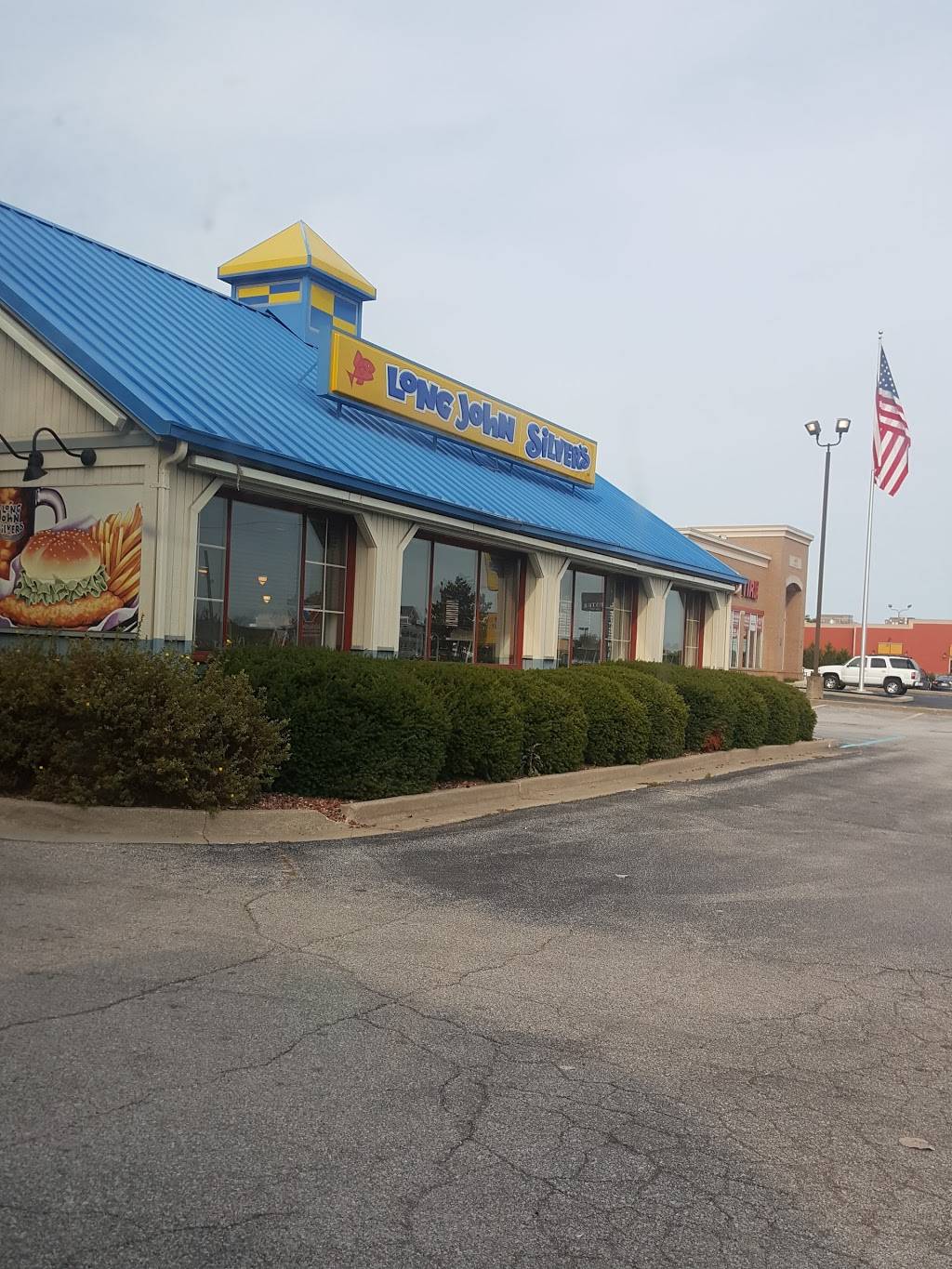 Long John Silvers | restaurant | 4464 W Pierson Rd, Flint, MI 48504, USA | 8102301520 OR +1 810-230-1520