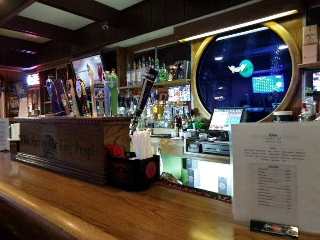 Callahans Irish Pubs | restaurant | 1061 Mahoning Ave, Warren, OH 44483, USA | 3303947200 OR +1 330-394-7200