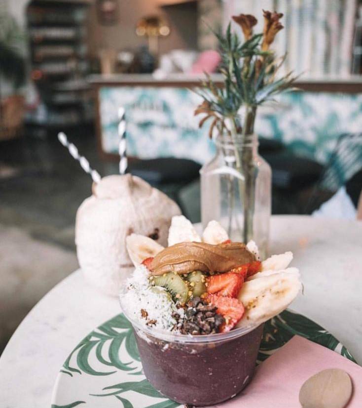 Dreamer Acai Juice Matcha (SOFI) | cafe | 100 Collins Ave # Cu-3, Miami Beach, FL 33139, USA | 7862756164 OR +1 786-275-6164
