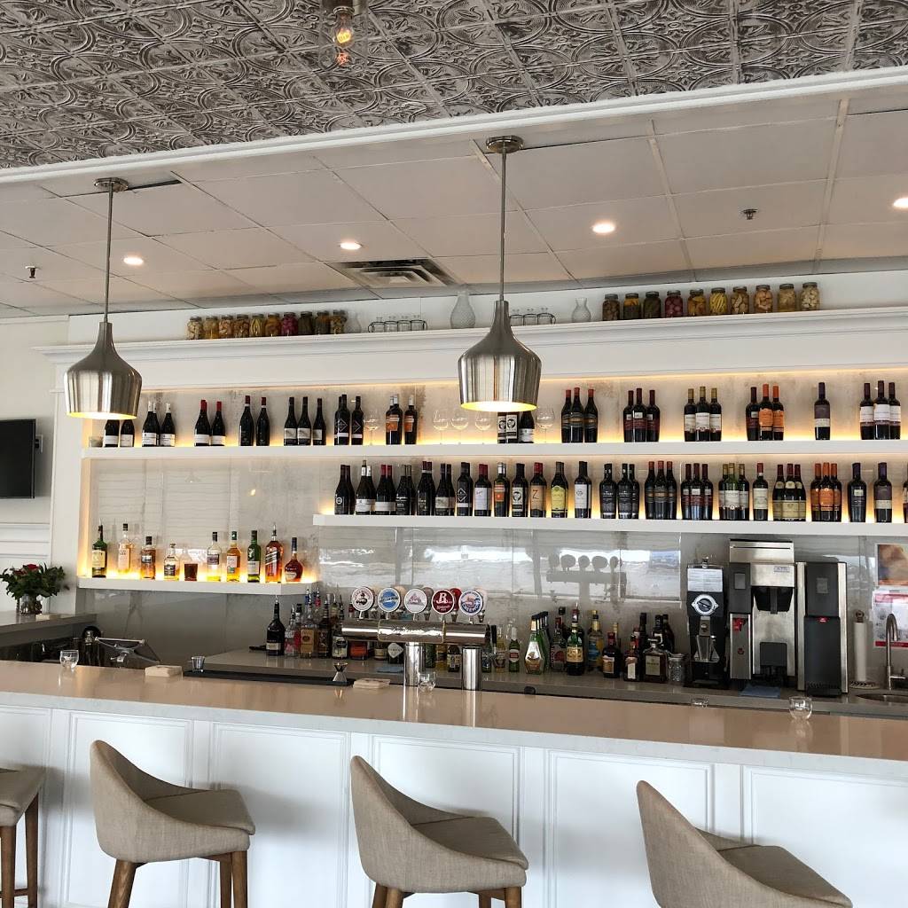 EDIE Bistro | restaurant | 297 Wellington St E #6, Aurora, ON L4G 6K9, Canada | 9058411922 OR +1 905-841-1922