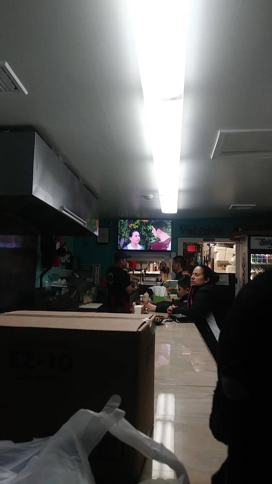 La Pupusa Loca Grille | restaurant | 144 Waverly St, Framingham, MA 01702, USA | 7747775960 OR +1 774-777-5960