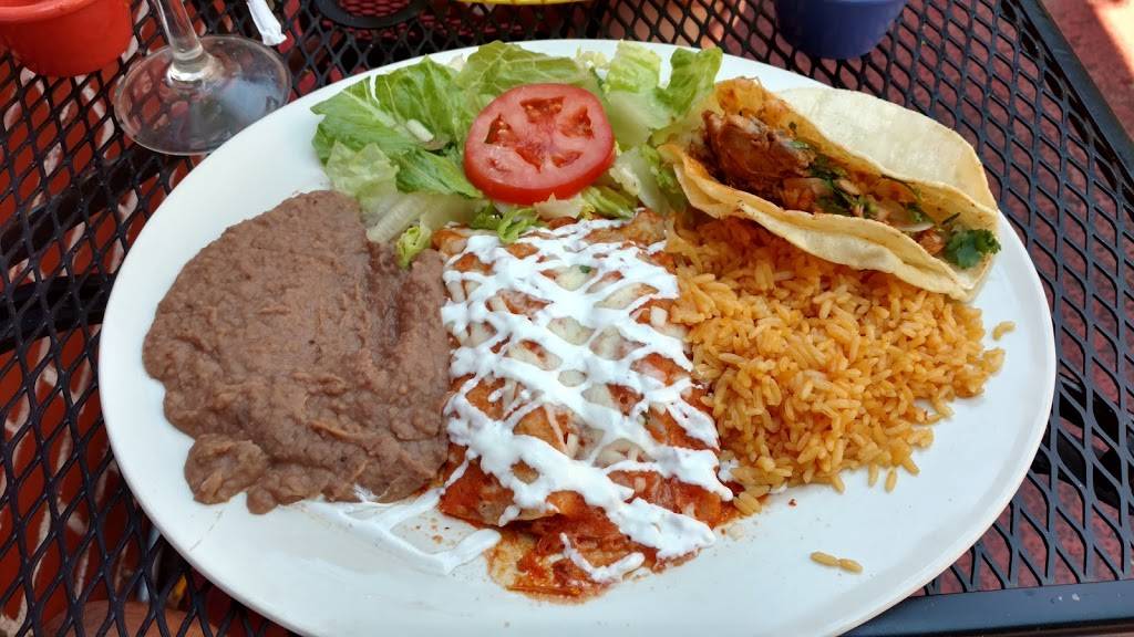 Taqueria Mexico | restaurant | 24 Charles St, Waltham, MA 02453, USA | 7816470166 OR +1 781-647-0166