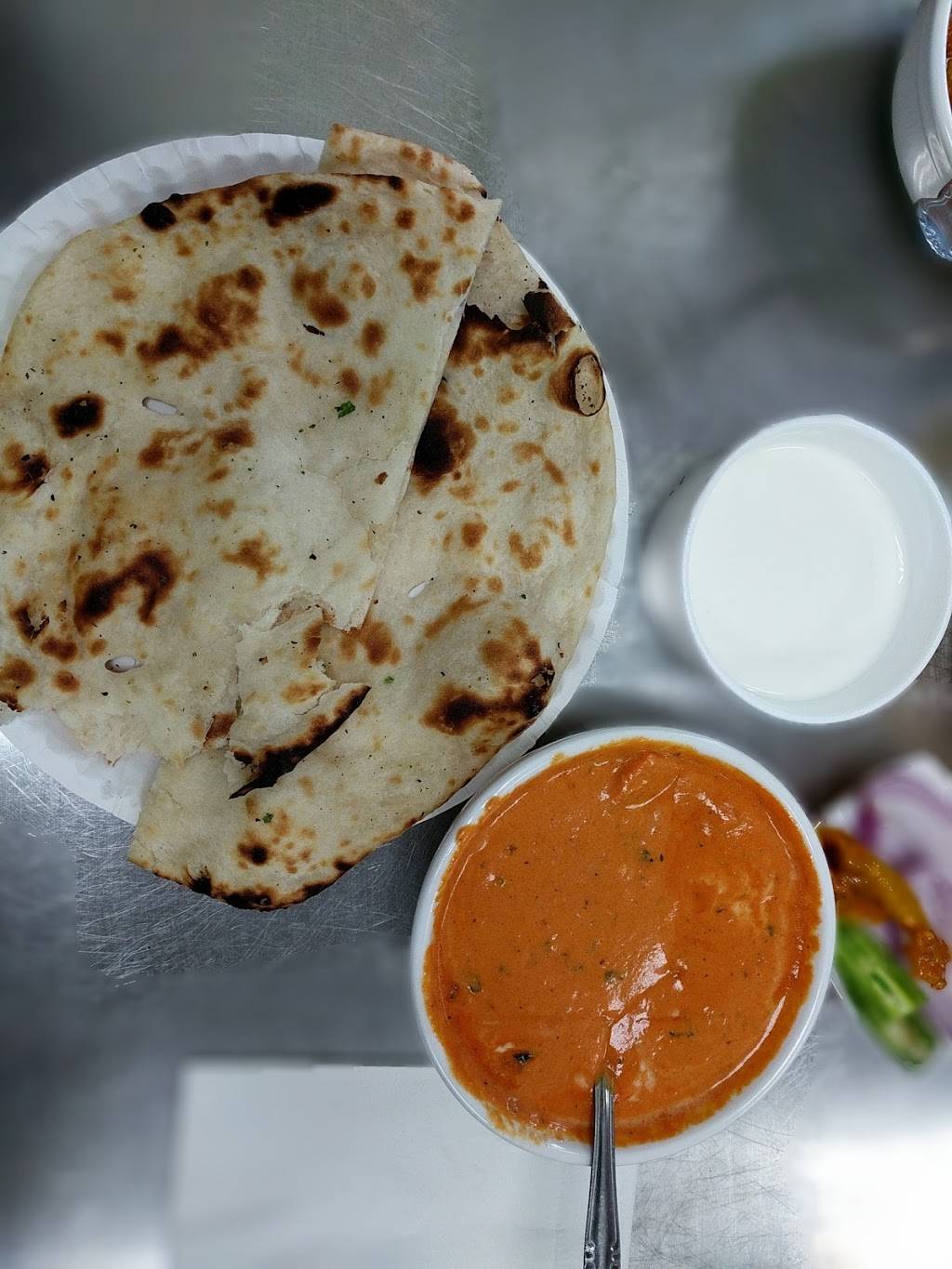 Mitran da dhaba | restaurant | 4605 S Harding St, Indianapolis, IN 46217, United States | 3177863183 OR +1 317-786-3183