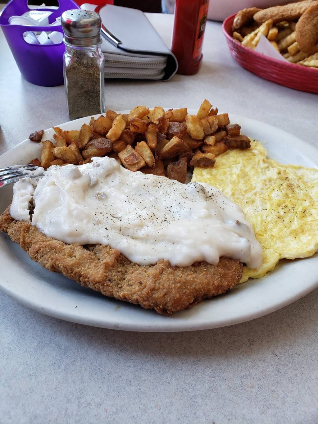 Vernon Bar & Grill | restaurant | 3025 Mt Vernon Rd SE b, Cedar Rapids, IA 52403, USA | 3193663617 OR +1 319-366-3617