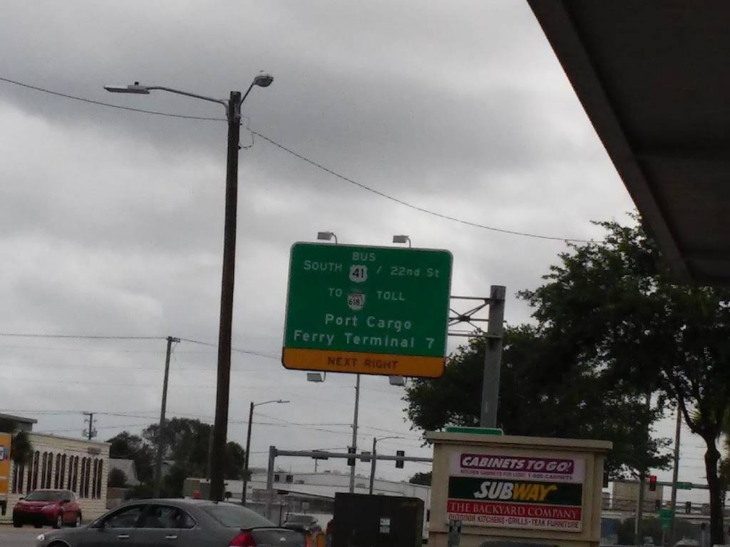 Subway Restaurants | restaurant | 1951 Adamo Dr, Tampa, FL 33605, USA | 8132411403 OR +1 813-241-1403