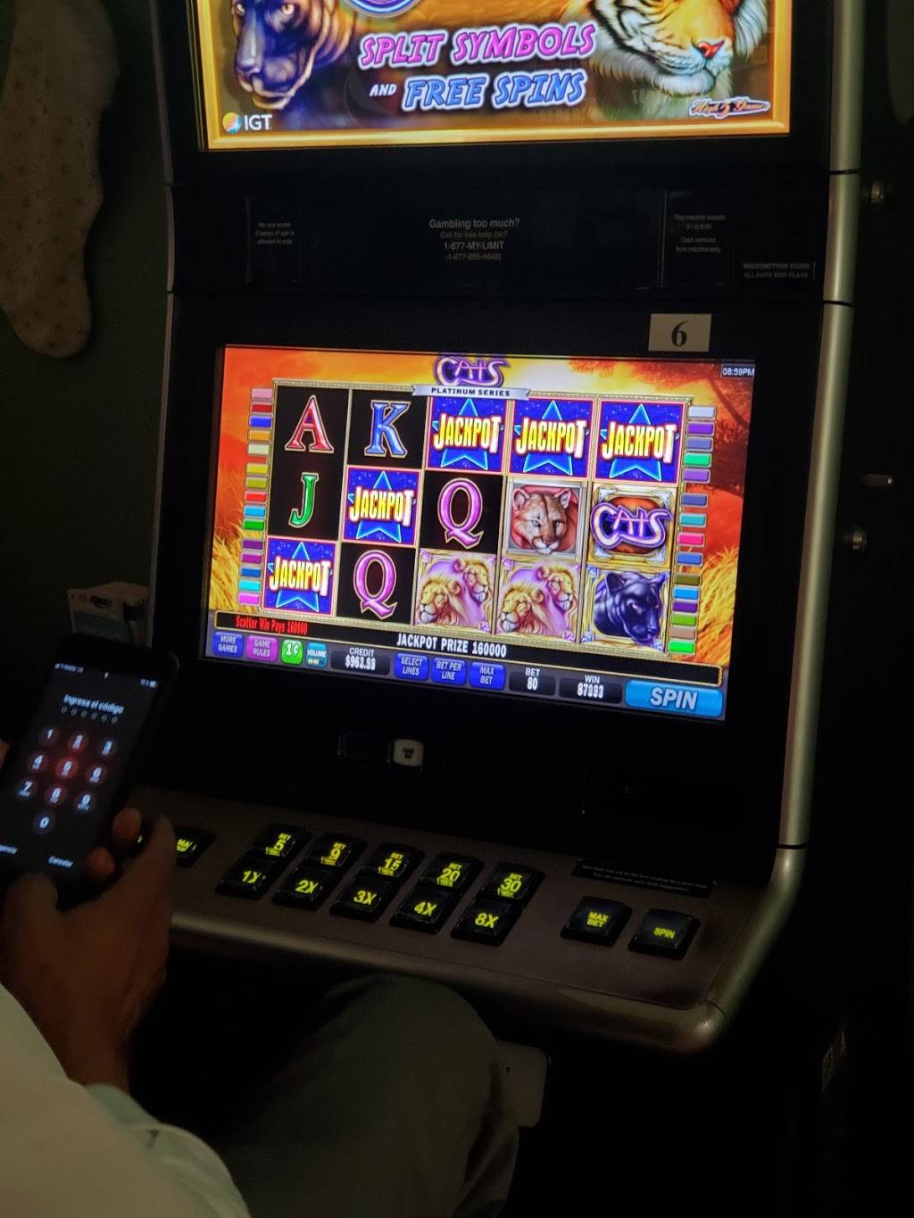 Richard’s Deli | restaurant | 2339 SE Tualatin Valley Hwy, Hillsboro, OR 97123, USA | 5036190506 OR +1 503-619-0506