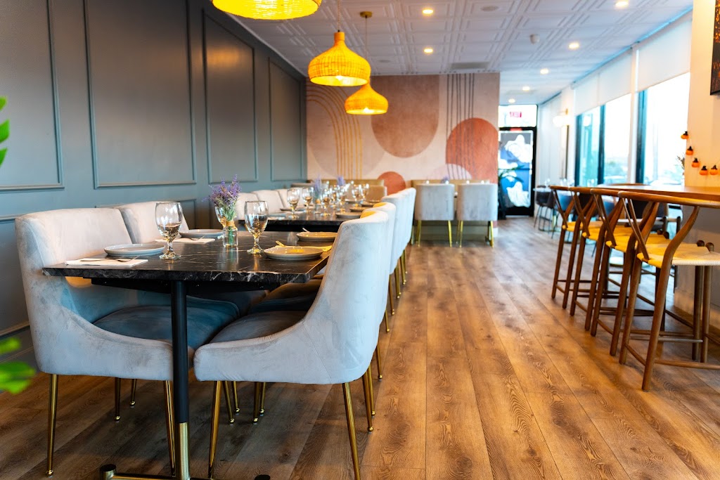 Social Thai Kitchen | restaurant | 1830 Sunset Cliffs Blvd, San Diego, CA 92107, USA | 6192289928 OR +1 619-228-9928