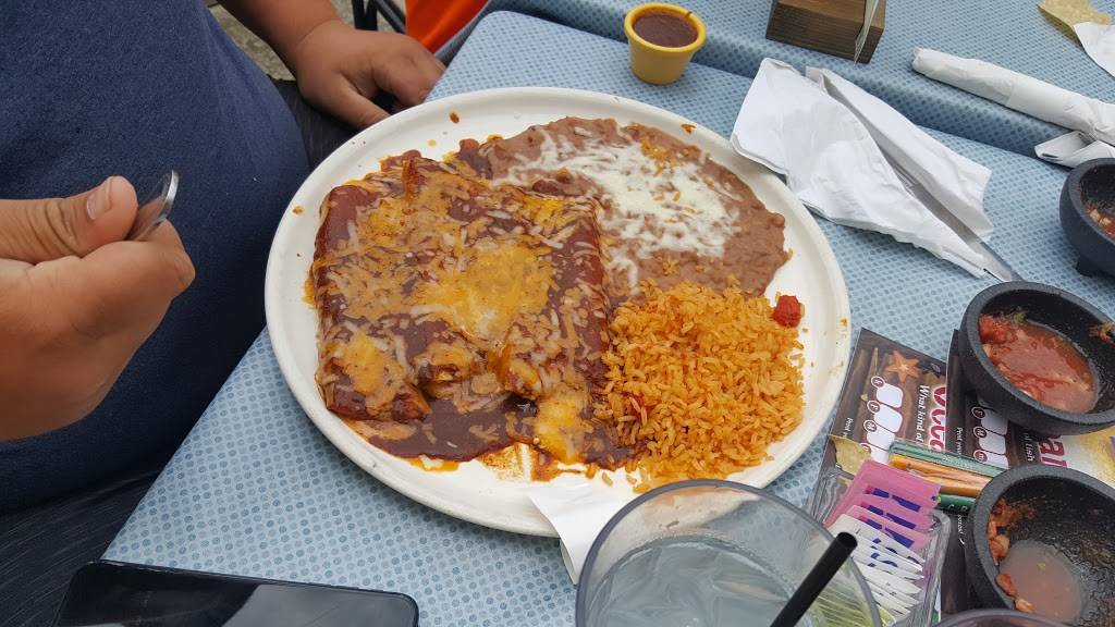 Acapulco | restaurant | 6270 Pacific Coast Hwy, Long Beach, CA 90803, USA | 5625963371 OR +1 562-596-3371