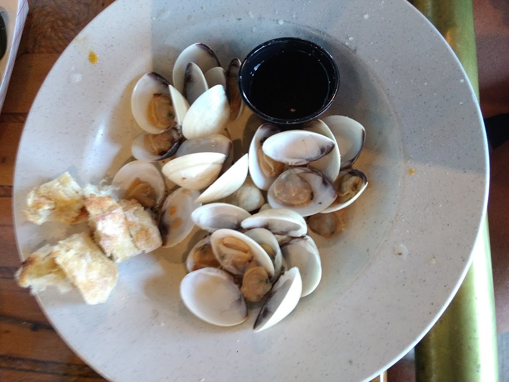 The Lighthouse | restaurant | 124 Dickinson St, Dewey Beach, DE 19971, USA | 3022274333 OR +1 302-227-4333