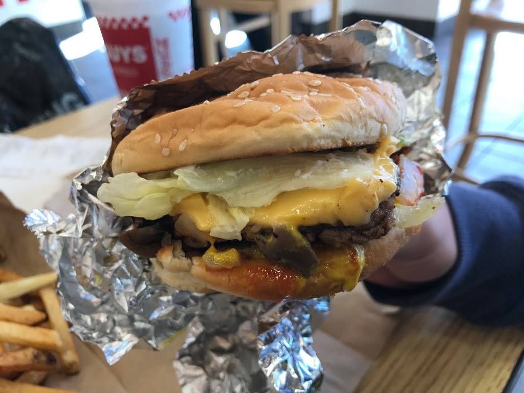 Five Guys | meal takeaway | 45 River Rd, Edgewater, NJ 07020, USA | 2014824614 OR +1 201-482-4614