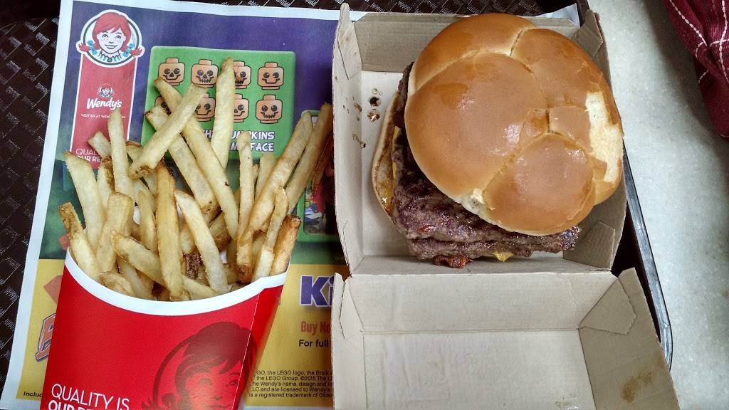 Wendys | restaurant | 1856 NE Miami Gardens Dr, North Miami Beach, FL 33179, USA | 3059454041 OR +1 305-945-4041