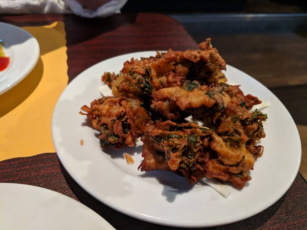 Bayleaf Indian Restaurant and Bar | restaurant | 947 New Hampshire St #120, Lawrence, KS 66044, USA | 7858400855 OR +1 785-840-0855