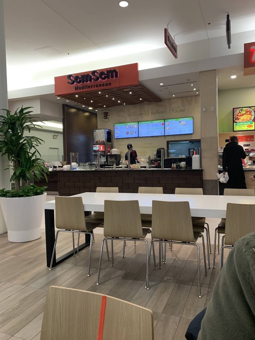 SemSem Mediterranean -Chicago Ridge | restaurant | 476 Chicago Ridge Mall, Chicago Ridge, IL 60415, USA | 7086776606 OR +1 708-677-6606