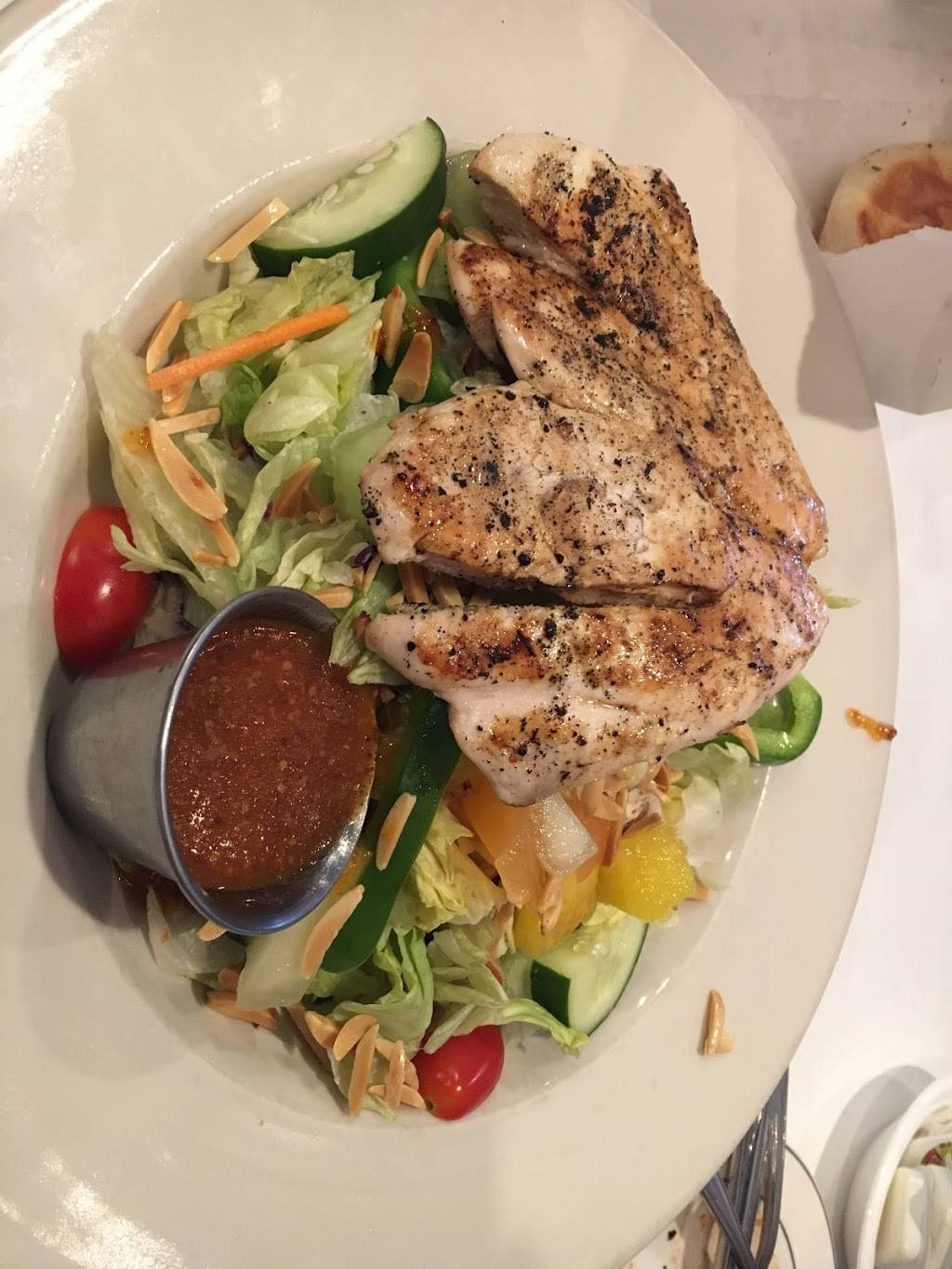 Roses Restaurant & Lounge | restaurant | 201 N Canton Center Rd, Canton, MI 48187, USA | 7349819904 OR +1 734-981-9904